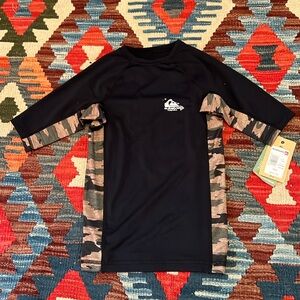 Boys Quicksilver short sleeve rash guard